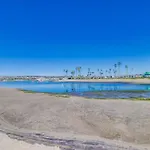 1 Block To Ocean & Bay Steps To Belmont Park